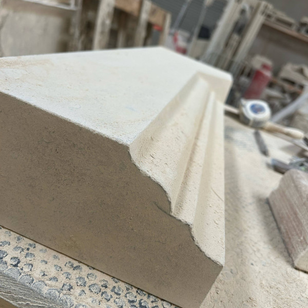Bath stone fireplace The Melanite