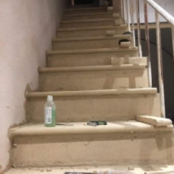 Natural English solid Bath stone flooring